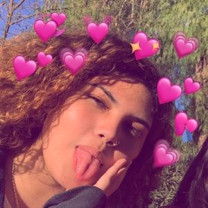 Meet your Posher, Jenniffer